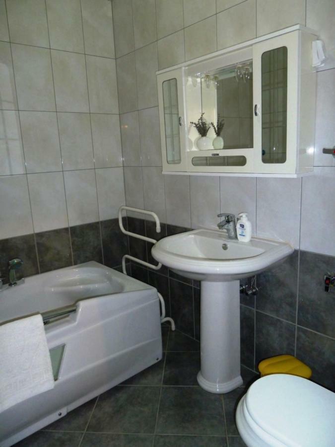 Nice Apartment & Room In Cavtat Ngoại thất bức ảnh
